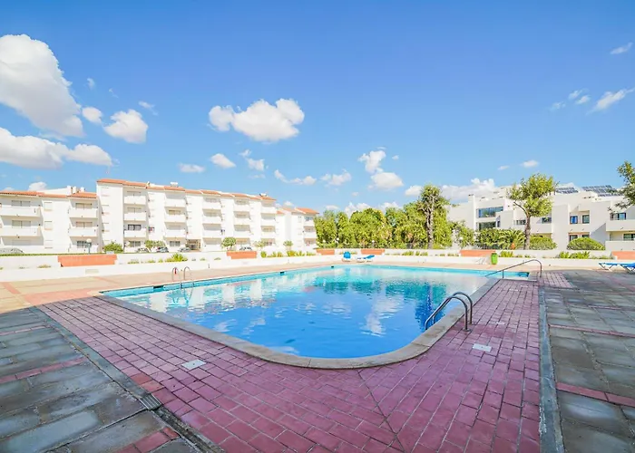 Coral By Mtphomes Apartman *